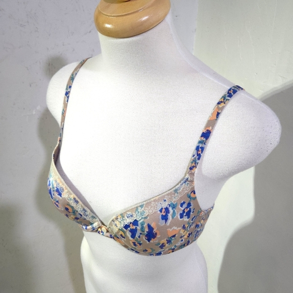 Arie | Floral Print Women's Bra - Picture 3 of 8